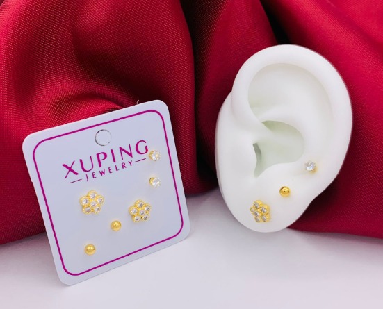 Topo Trio Dorado Flor (5 petal), circon